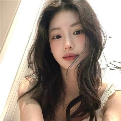 比耶稣更陌生 封面